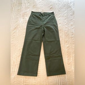 Old Navy High-Waisted, Cropped, Wide-Leg Pant, Forest Green colored, Size 4